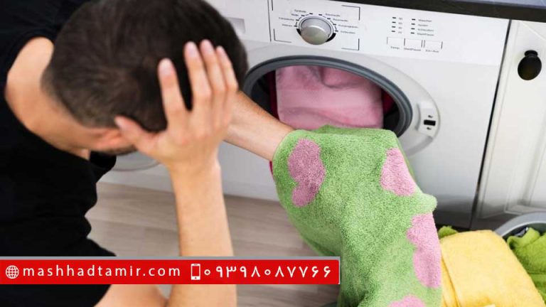 کثیف شستن لباس ها در لباسشویی
